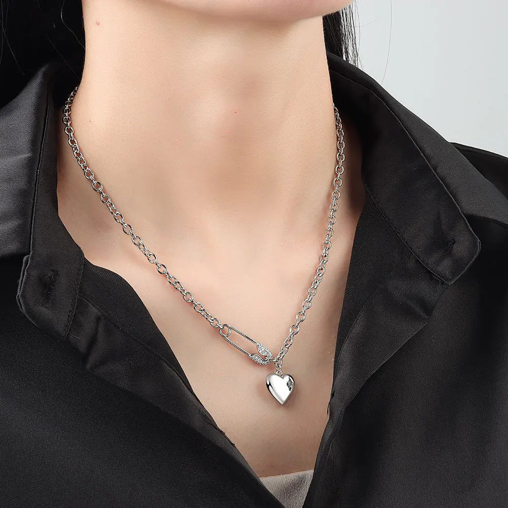 BFCLUB Silver Heart Clip Chain Choker Necklace – Trendy O‑Chain Gift